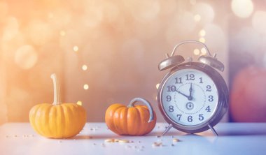 Kabaklar ve çalar saat 