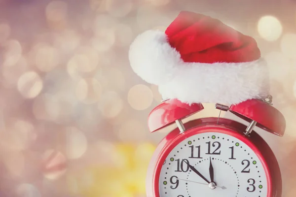 Alarm clock With Santa hat — Stock Photo, Image