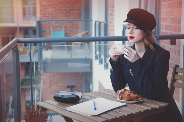 Businesswoman have coffee break — Stock Photo, Image