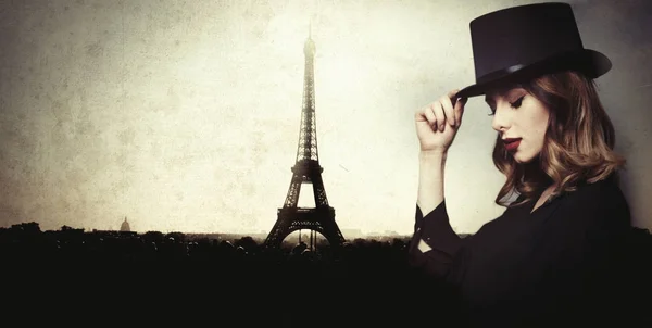 Girl touching her top hat — Stock Photo, Image