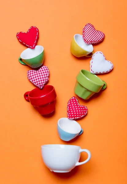 심장 모양 및 색상 컵 — 스톡 사진