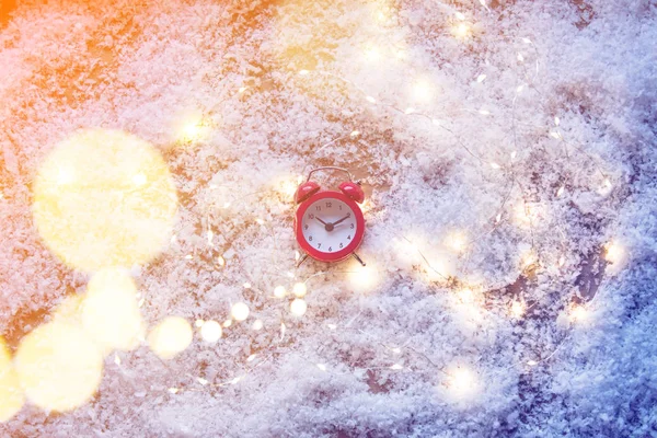 Vintage alarm clock and Fairy Lights — Stock Photo, Image