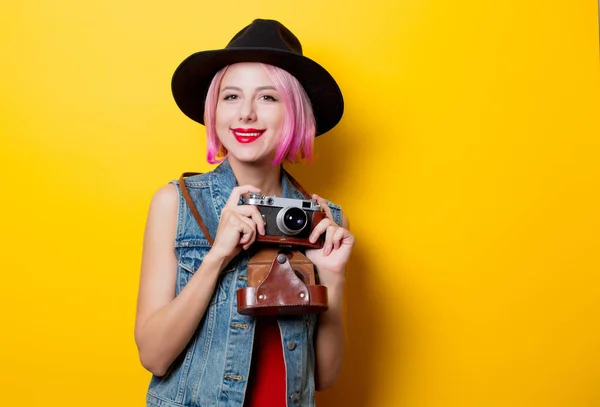 Portrait Young Style Hipster Girl Pink Hairstyle Retro Camera Yellow — Stock Photo, Image