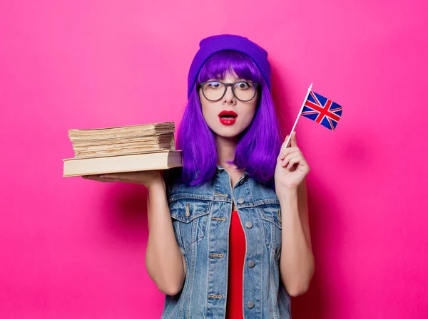Портрет Молодого Стиль Hipster Дівчина Фіолетовим Волоссям Великої Британії Прапором — стокове фото