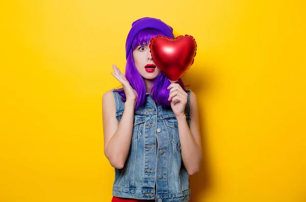 Ritratto Ragazza Hipster Dallo Stile Giovane Con Capelli Viola Palloncino — Foto Stock