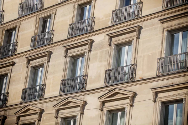 Windows ile evinde görüntülemek