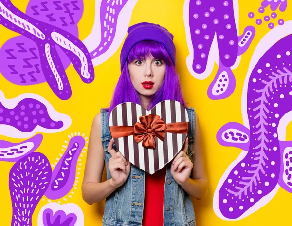 Girl Purple Hair Gift Box Heart Shape Yellow Background — Stock Photo, Image