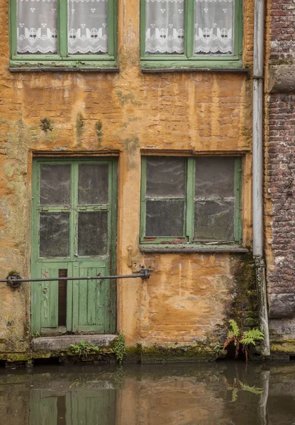 Старый Разрушенный Дом Реки Генте Бельгия — стоковое фото