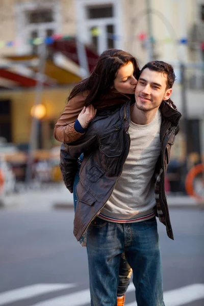 Young Couple Hugging Streen First Date Odessa Ukraine — Stock Photo, Image