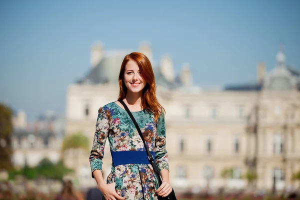 Young Girl Beautiful Dress Walking Luxemburg Garden Palace Paris Summertime — Stock Photo, Image