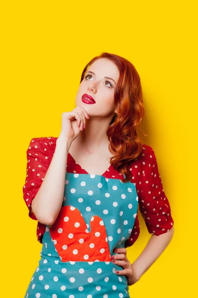 Redhead Housewife Gloves Apron Yellow Background — Stock Photo, Image