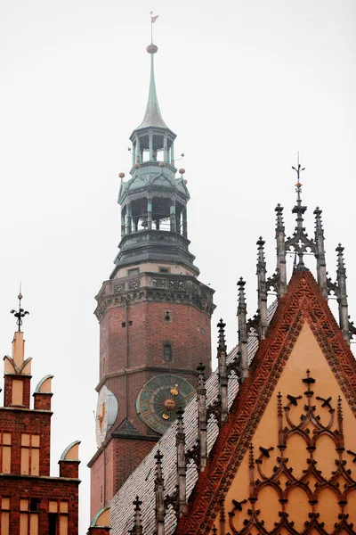 Vista sul tetto del municipio di Breslavia, Polonia — Foto Stock