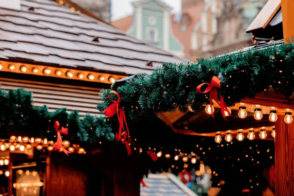 Decoração de ramos de abeto no mercado de Natal em Wroclaw — Fotografia de Stock