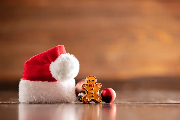 Santa Claus sombrero y galleta de jengibre hombre —  Fotos de Stock
