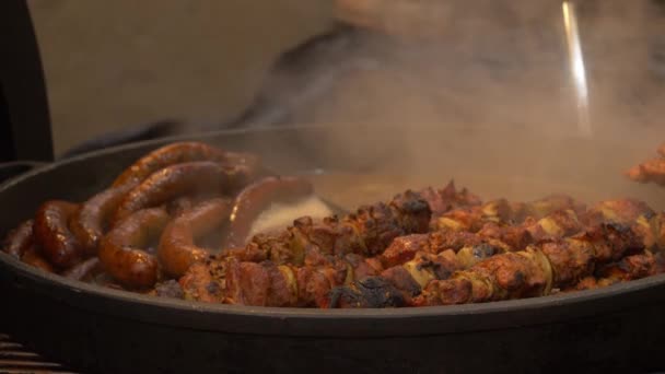 Carne Tradicional Fumaça Mercado Natal Wroclaw Polônia — Vídeos gratuitos