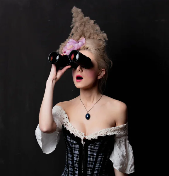 Beautiful blonde countess with binoculars — Stock Photo, Image