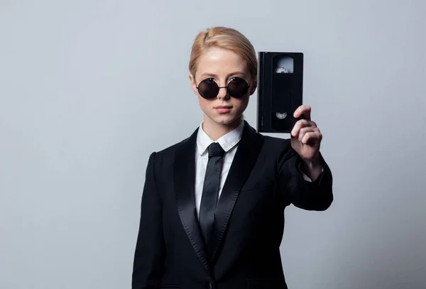 Mujer Negocios Estilo Traje Negocios Negro Clásico Gafas Sol Con —  Fotos de Stock