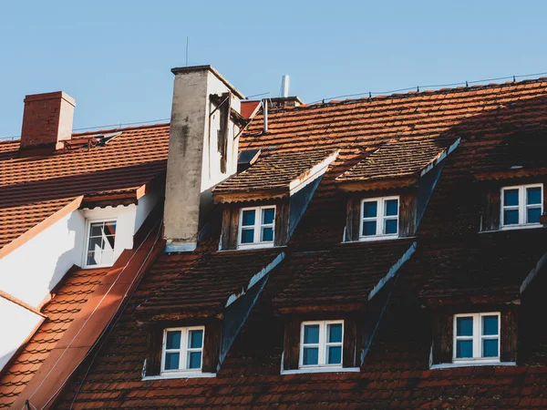 Alte Ziegeldächer Einer Mittelalterlichen Stadt Südpolen — Stockfoto
