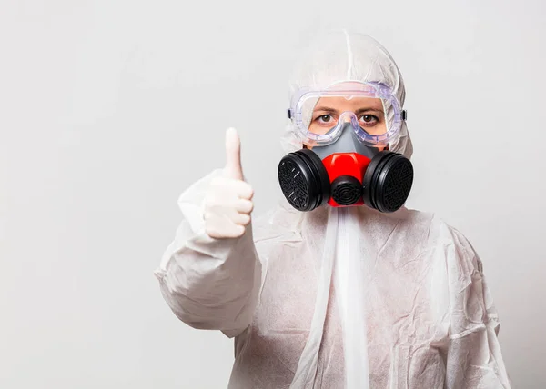 Doctora Traje Protección Gafas Con Máscara —  Fotos de Stock