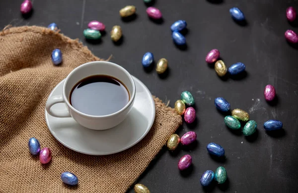 Cup Coffee Easter Chocolate Eggs Dark Background — Stock Photo, Image