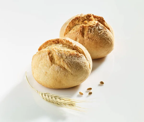 Ekmek ve ekmek rulo gemide.