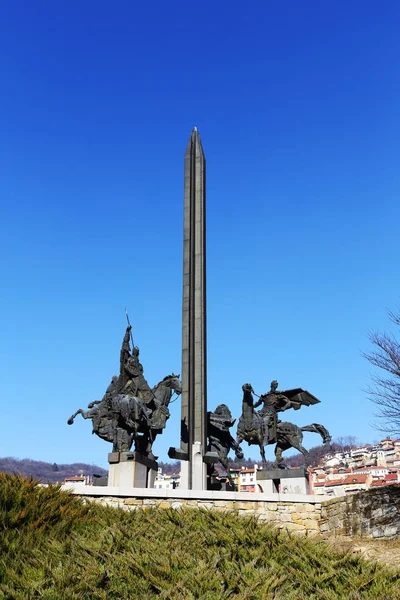 The Asenevtsi monument — Stock Photo, Image