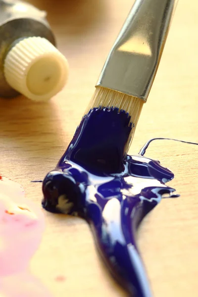 絵筆と塗料 — ストック写真