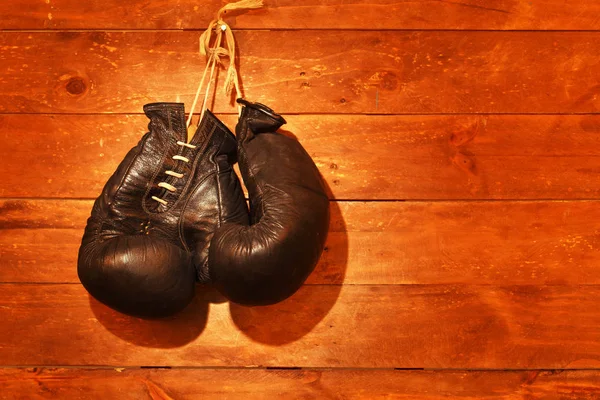 Παλιά γάντια πυγμαχίας — Φωτογραφία Αρχείου