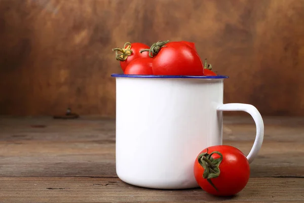 Cherry tomatoes close up — Stock Photo, Image