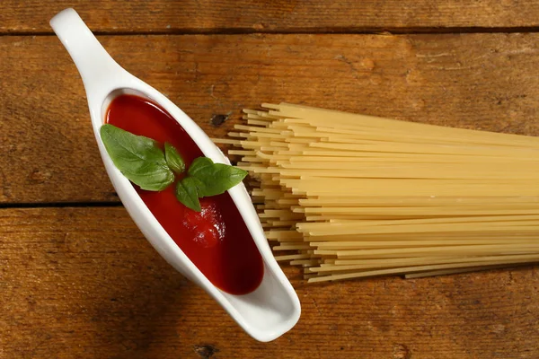 Cocinar pasta italiana — Foto de Stock