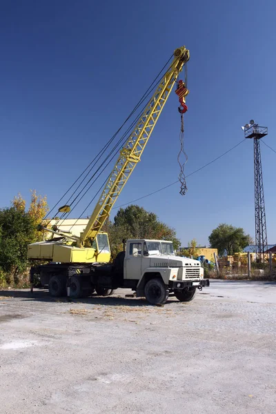 建設基地の autocrane — ストック写真