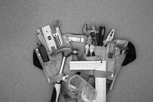 Correa de herramientas y herramientas — Foto de Stock