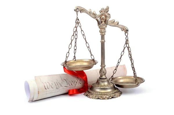 Scales of justice and US Constitution. — Stock Photo, Image