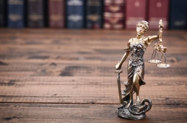 Adalet ölçekler, Justitia, adalet ve hukuk kitapları içinde belgili tanımlık geçmiş.