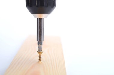 Paslanmaz çelik ahşap vidaları kullanılan, bir ahşap içine vida vidalama.