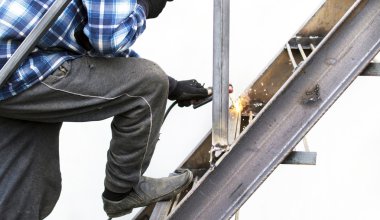 Metal armatür kaynak işlemi 