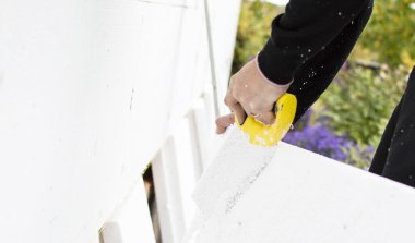 Plastik köpüğü testerelerin kesim işlemine 