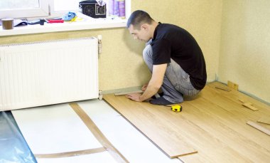 Katta laminat tahta yükleme işlemi