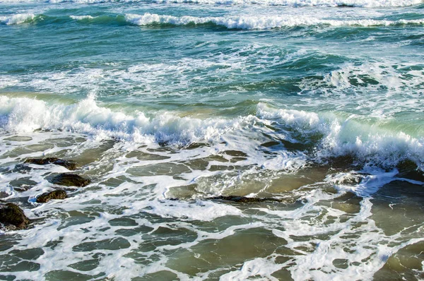 Текстура - морские волны во время шторма — стоковое фото