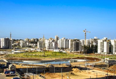 İnşaat alanında yükseklikten görüntülemek 