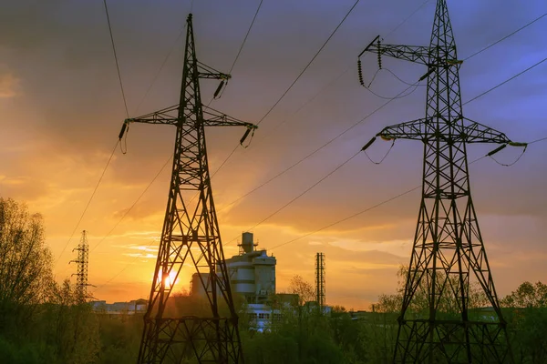 High Voltage Power Lines Metal Anchor Supports Plant Sunset Background — Stock Photo, Image