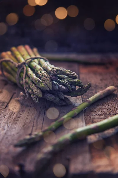 Mazzetto di asparagi — 图库照片