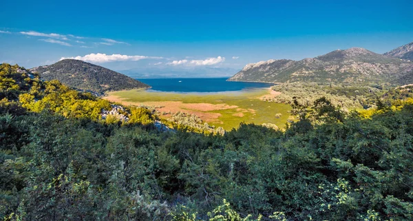 Lago Skadar em Montenegro — Fotografia de Stock
