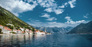 Karadağ - Perast küçük bir kasabada