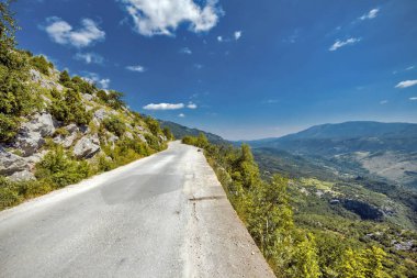 Karadağ doğa, yollar ve tepeler