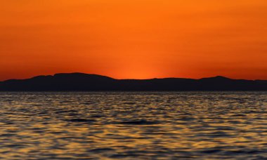 Güzel gün batımı Halkidikya, Athos, Yunanistan
