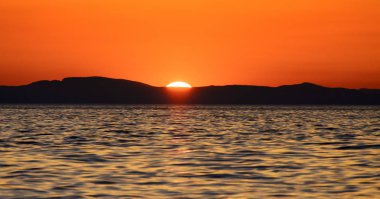 Güzel gün batımı Halkidikya, Athos, Yunanistan