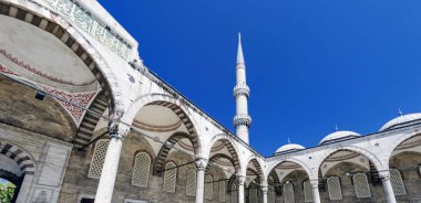 Istanbul camilerin minareleri