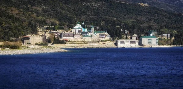 Monastère Saint Panteleimon sur le Mont Athos — Photo