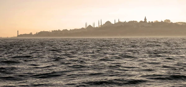 Istanbul. Blick vom Bosporus — Stockfoto